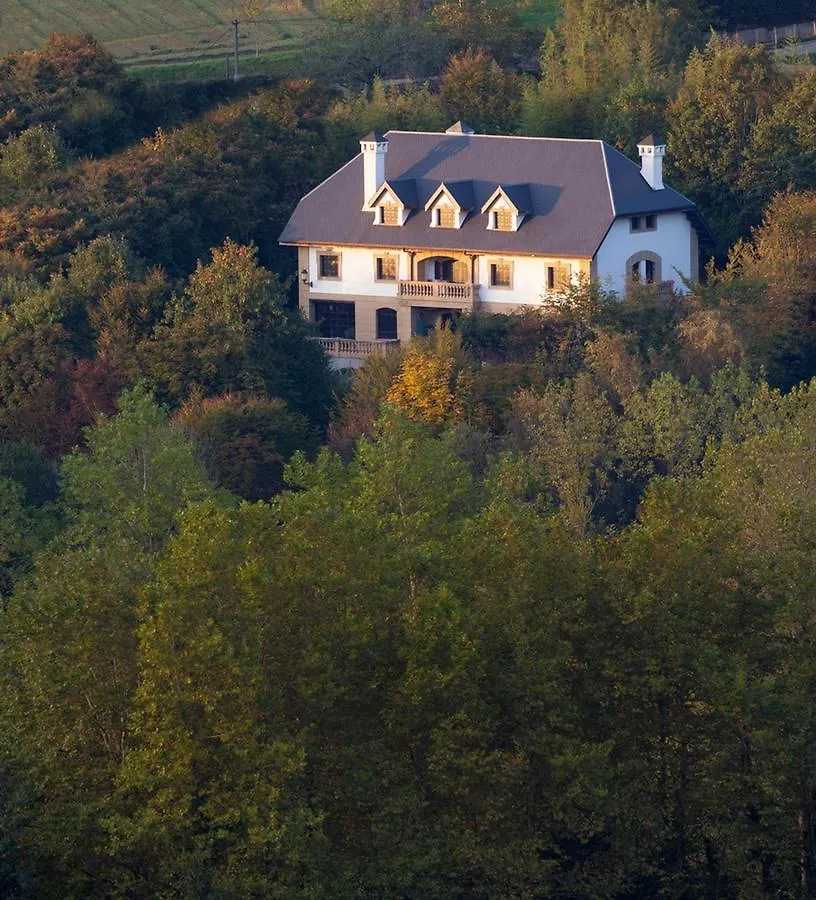 Family Home In Oiartzun With Mountain View 別荘
